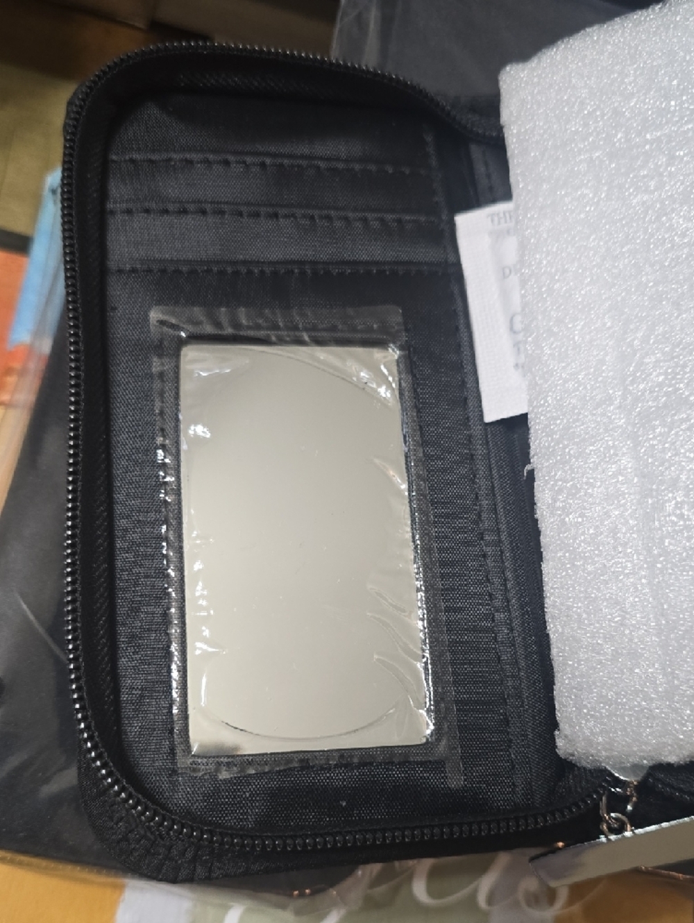 BRAND NEW!!Mary Kay Black Zip-Around Lipstick Wallet - Picture 4 of 7